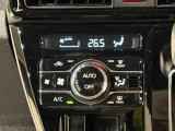 車内空調は&rdquo;AUTOエアコン&rdquo;にお任せ。運転に集中出来ますよ!