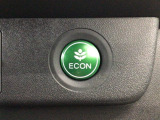 ★ECONスイッチ★ エコドライブを加速しよう!スイッチをONにすると、運転の仕方によるロスを抑え込み燃費をよくするようクルマが頑張ります(*^ー^*)燃費向上にチャレンジ♪