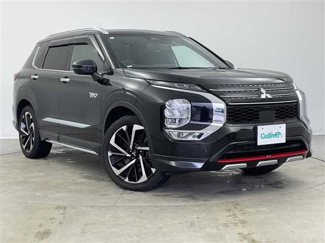 アウトランダー PHEV 2.4 P 4WD 本革シート