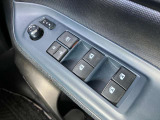 ★オート格納式ドアミラー★ドアミラーの操作スイッチを中立の位置(AUTO)にするとドアの施錠・解錠と連動してドアミラーが格納・復帰します!
