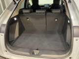 広々としたカーゴスペース。週末のお買い物や長期旅行のたくさんの荷物も積載できます。