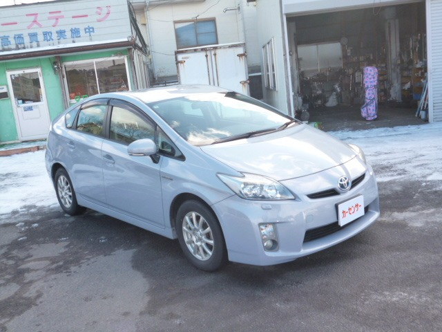 トヨタ プリウス 