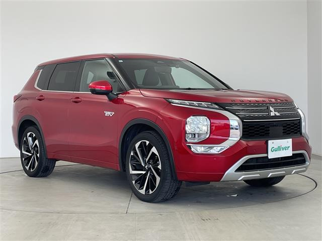 アウトランダー PHEV 2.4 P 4WD 本革シート