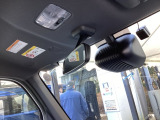Hondaセンシング搭載!ミリ波レーダーと単眼カメラで、クルマの前方の状況を認識。ブレーキやステアリングの制御技術と協調し、安心・快適な運転や事故回避を支援する先進のシステムです!