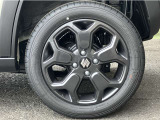 純正ホイールを装着しております。車両に関してのご質問は、スタッフまでお気軽にお問合せ下さい!TEL:0439-88-6662