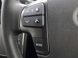 ステアリングスイッチ装備!運転しながら手元でオーディオの操作などができます。