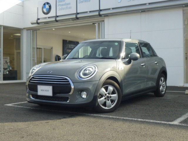 ミニ  ヴィクトリア 5ドア DCT