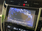 【純正9型ナビ】人気の純正ナビを装備しております。ナビの使いやすさはもちろん、オーディオ機能も充実!キャンプや旅行はもちろん、通勤や買い物など普段のドライブも楽しくなるはず♪