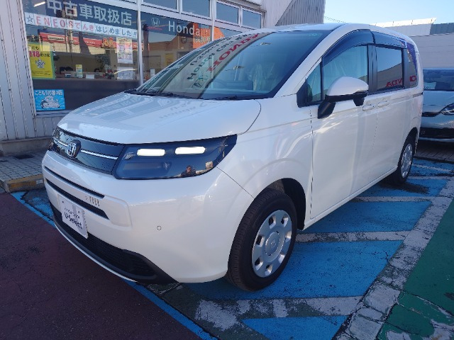 フリード1.5 e:HEV エアー 4WD