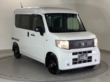 スライドドアなら狭い駐車場でもドアをぶつける心配がありません。ステップが低く乗り降りもしやすいです。