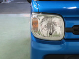 黄ばみなど無く、綺麗なヘッドライトです!