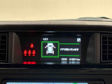 4.2インチの高精細な液晶に,ウオーニングやメンテナンスなどの運転情報を表示してくれるTFTカラーマルチインフォメーションディスプレイ。