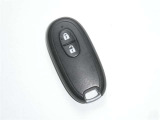 【スマートキー】簡単便利機能♪キーを取り出さずにドアを施錠&解錠。クルマの始動も可能です。