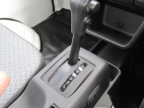 4速AT、オートマ限定のご家族がいてもどなたでも運転できますね(^^♪