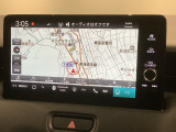 アップルカープレイ対応純正ナビ搭載です。知らない道も安心ですね!