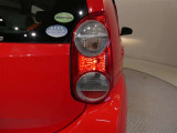 LEDテールライトです。省電力、高輝度のLEDは明るく照らすので夜間運転時の視認性を高めます。スタイリッシュな見た目で細かいところもこだわりたいあなたに!