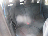 後部座席のお写真です。後席の方もゆったりおくつろぎいただけます♪