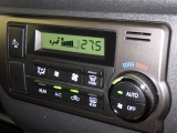 【オートエアコン】お好みの温度に設定して頂くと、車内の温度を自動調整♪快適にクルマの中を過ごして頂けます。