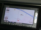 【8インチ純正ナビ】純正ナビを装備。タッチパネル式で使いやすく、詳細地図により目的地をピンポイントで設定できます。初めての道でも迷いにくく、ロングドライブも快適ですよ♪