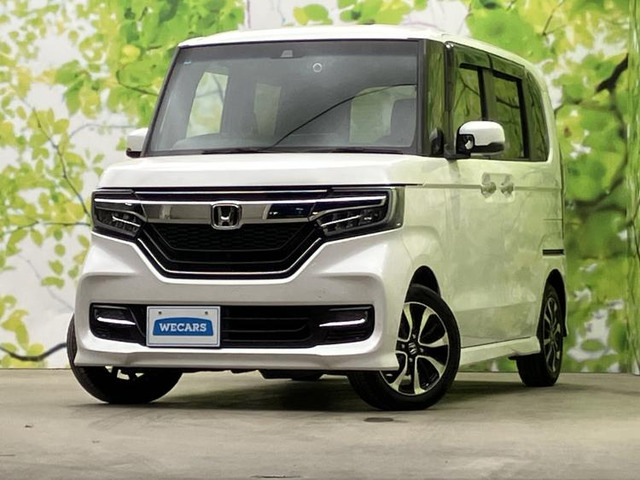 ホンダ N-BOXカスタム の中古車詳細 (45,060km, プラチナホワイト