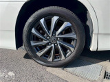各種新車オプションももちろん付帯可能です。純正部品から社外品までお客様のご要望に沿った車両をご提供いたします。