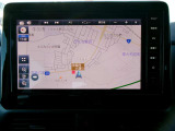 日産純正ナビ装着。操作しやすいので毎日のお出かけも安心。