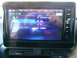 フルセグTV、Bluetoothなど好きな音楽を聴きながらドライブ。