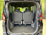 普段のお買い物や通勤、送迎等に十分な荷室スペースを確保しております。セカンドシートを倒すと、大きな荷物の積載も可能です♪