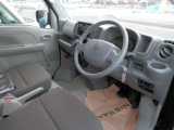 運転席回り