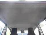 天井の状態も良好です。タバコを吸っていた車は、天井の色が変色してしまっているものもあります。中古車探しの際は、天井の状態も重要なポイントですよ!