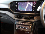 VW純正インフォティメントシステム「DiscoverPro」大変使いやすいタッチパネル型ナビゲーションでETC2.0とバックカメラが付いています。