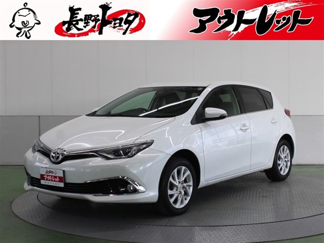 オーリス1.5 150X Cパッケージ 4WD