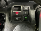 パーキングブレーキはスマートな電子制御式と合わせて渋滞時等にブレーキペダルから足を離しても停車状態を保持してくれるオートブレーキホールド機能で運転が楽になります。スタートはアクセルペダルを踏むだけ