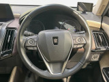 【純正革巻きステアリング】上質な革を使用することで、手にしっかり馴染みとても運転しやすいハンドルです♪