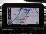 ディーラーナビがついています。