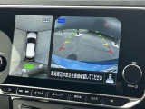 見やすくて安全なインテリジェントアラウンドビューモニター(全周囲カメラ)です。移動物も検知するので歩行者等の接近をお知らせします