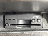 【ETC】高速道路の料金所をストレスなく通過!話題のスポットやサービスエリアに多い「スマートIC」利用時は必須のアイテムです。当店でセットアップを実施、ご納車当日からすぐにご利用いただけます!