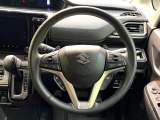 【純正革巻きステアリング】上質な革を使用することで、手にしっかり馴染みとても運転しやすいハンドルです♪