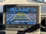 バックでの駐車が苦手な方や運転にあまり自信のない方でも後方の視界をしっかりサポート。安心して車庫入れが出来るバックカメラを装備しています!