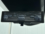 【 インテリジェントルームミラー 】後方の確認がデジタルインナーミラーで可能です♪荷物がたくさんのっていても安全ですね!