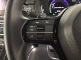 ステアリングリモコンは、運転中でも簡単に音量調整やチャンネル変更もできます!わき見運転防止にもつながるので安心です♪