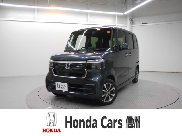 N-BOXカスタム  カスタム 660 4WD