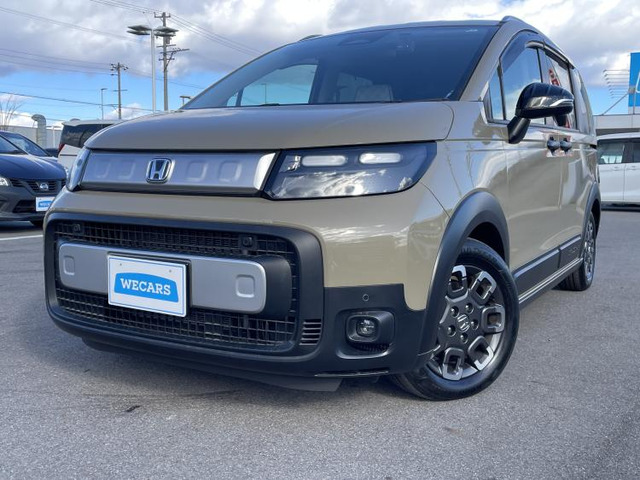 フリード 1.5 ハイブリッド クロスター