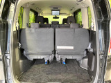 普段のお買い物や通勤、送迎等に十分な荷室スペースを確保しております。セカンドシートを倒すと、大きな荷物の積載も可能です♪