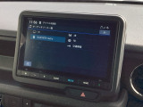 純正8インチナビです。フルセグTV・Bluetoothでお好きな音楽お聞きいただけます。