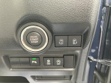 電動スライドドアのスイッチです。