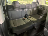 3列目シートはもちろん状態良好☆大人でもゆったりと座って頂けますので、大人数でのお出かけもラクラクです♪ご家族で、気の知れた仲間で、ドライブに行くのが楽しみですね♪