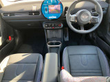 ★お車のお見積りと合わせましてMINI自動車保険のお見積もご用意できます。MINIオーナー様へ向けたMINIディーラーだけの特典がございますMINI自動車保険につきましてもお気軽にご相談下さい。