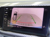 カラーバックモニター搭載しています。リアの映像がカラーで映し出されますので日々の駐車も安心安全です。