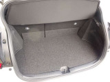 トランクルームもひろびろです。お出かけにも大活躍です!荷物も楽々積み込めます。